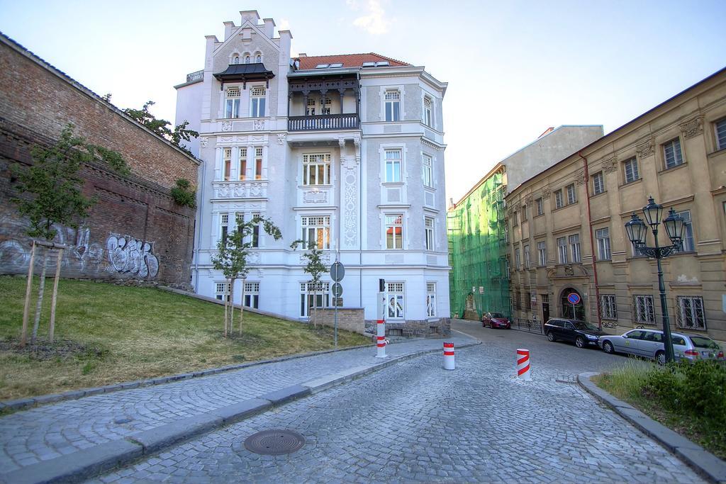Bishop Apartments Brno Exterior photo